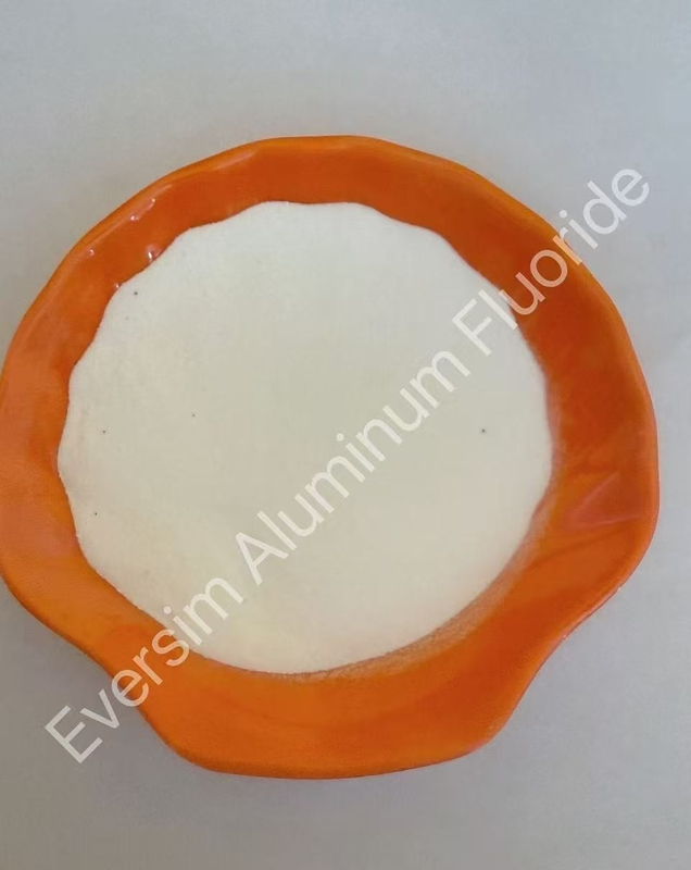 High Purity CAS No. 7784-18-1 White Sandy Aluminum Fluoride AlF3 Used as The Flux for Enamel Glaze